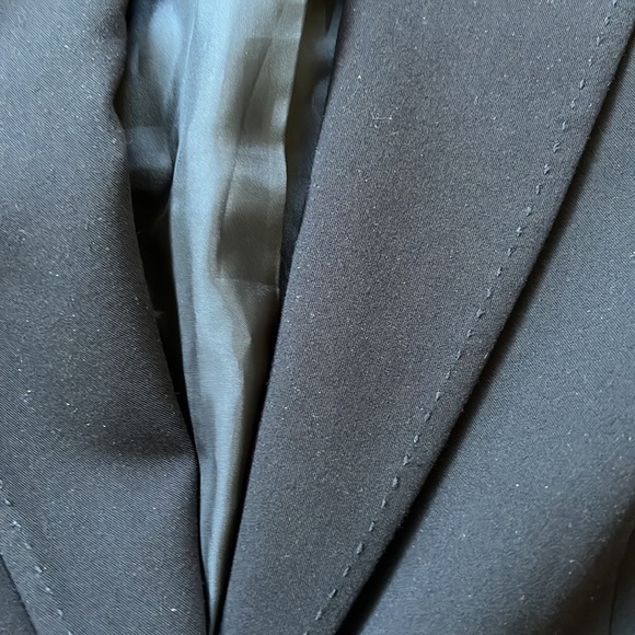 Perfect Black H&M Blazer - Picture 2 of 8